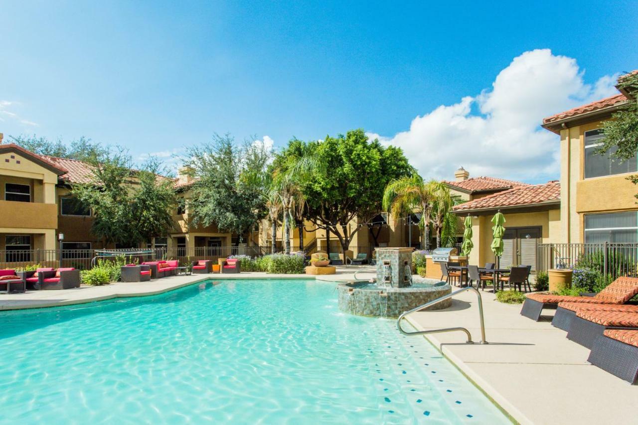 3 Bedroom - Tpc Golf, Shopping & Dining 3 Miles With Parking -1025 * Phoenix